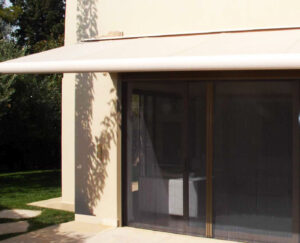 copertine-retractabile-casetate