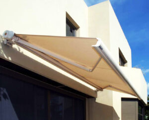 copertine-retractabile-casetate